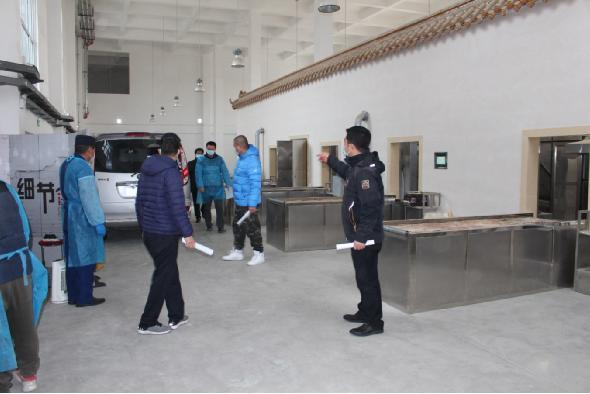 抗疫前线的特殊队长青岛西海岸新区殡仪馆党支部书记谢文武