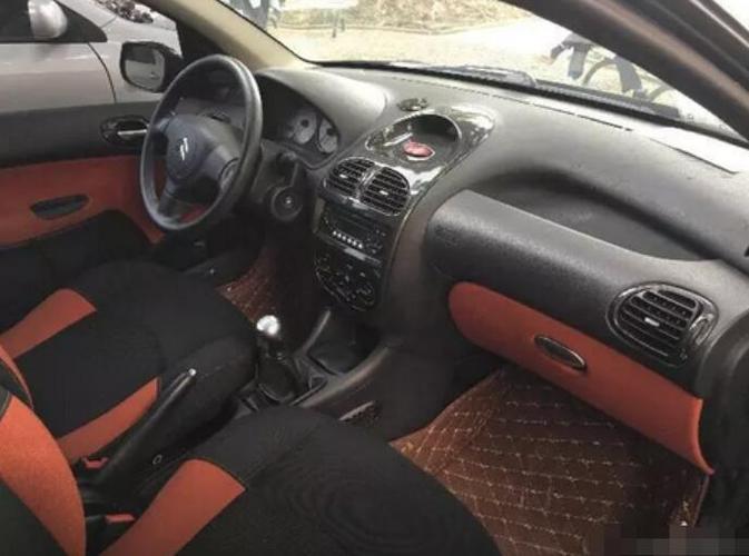 09年的东风雪铁龙c2值多少钱呢二手车雪铁龙c2