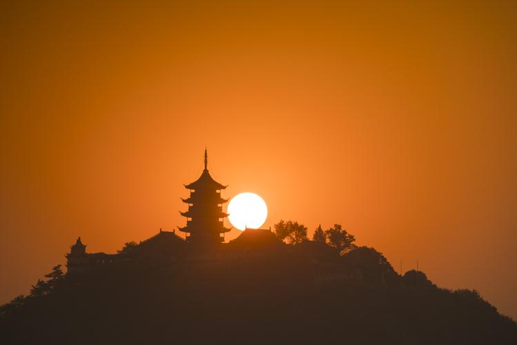 狼山日出