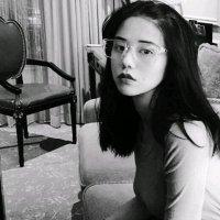 黑白高冷女头像 2020最新御姐范儿头像