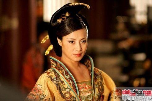 电视连续剧《开创盛世》中隋炀帝的萧皇后,她决定着宣华夫人的命运.