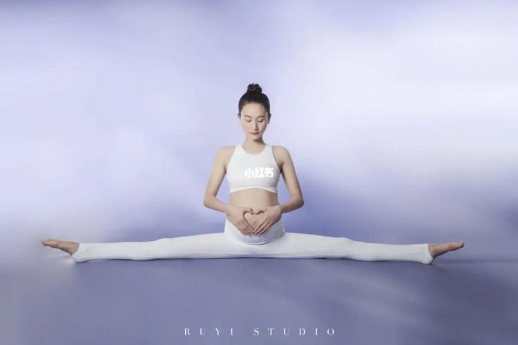 孕妇瑜伽摄影_瑜伽_摄影_孕妇_孕妇写真_写真_孕期_母婴_孕产经验