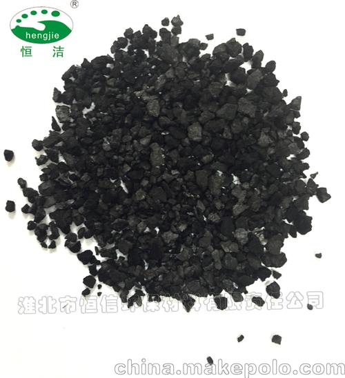 活性炭 自来水处理活性炭 活性炭是一种具有巨大比表面,多孔结构的炭