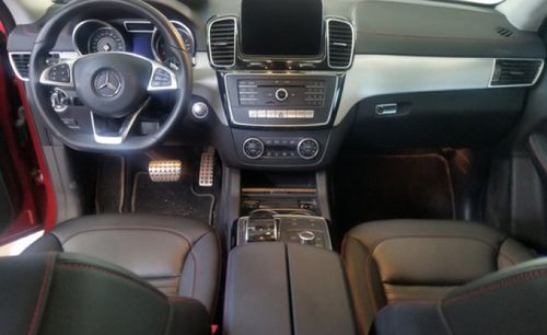奔驰2017款奔驰glegle450amg4matic轿跑suv