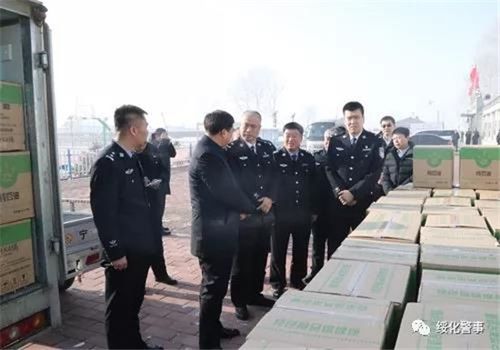 绥化市公安局领导到明水县扶贫联系点开展走访慰问活动