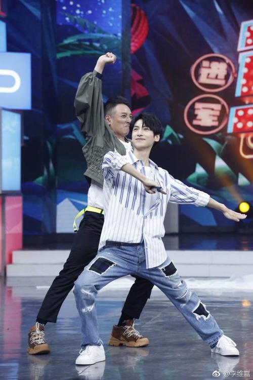 李维嘉曝光今晚《快乐大本营》剧照,粉丝直呼照顾好我