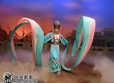 《天女散花》丁晓君 饰 天 女《天女散花》丁晓君 饰 天 女《天女