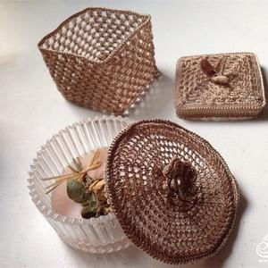 美丽精致的钩针蕾丝收纳盒