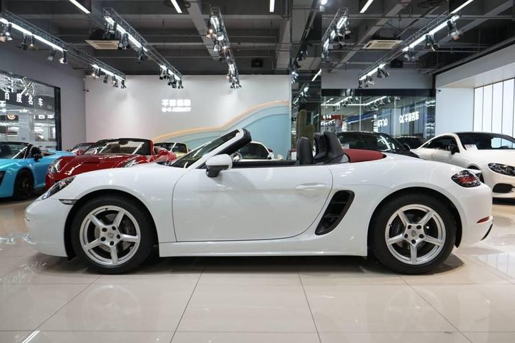 【杭州】2018年6月 保时捷 718 2018款 boxster 2.0t 自动档