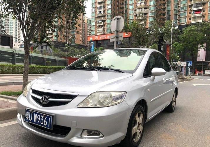 【广州】2006年5月 本田 思迪 2006款 1.5l 自动豪华型 自动档