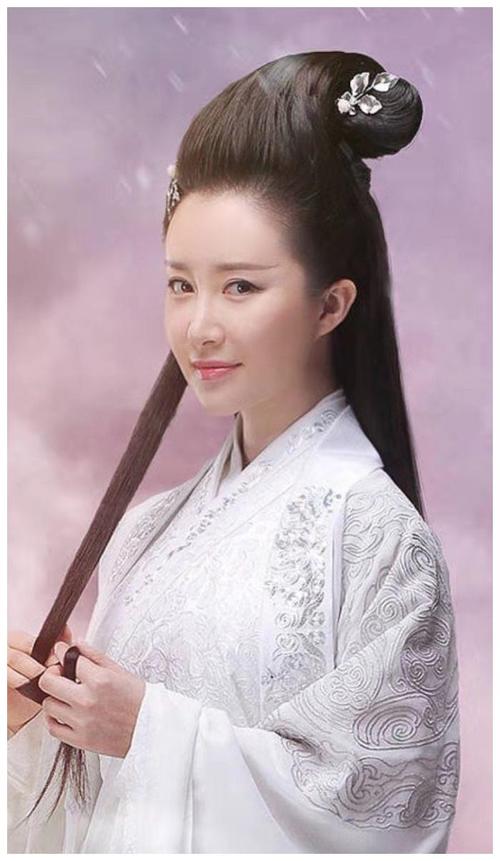 舒畅在古装剧中梳歪马尾:陈文静清纯,小玉少女感,牡丹