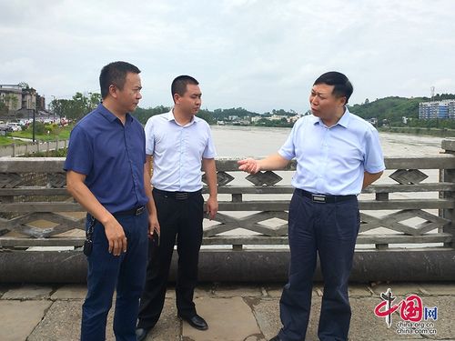 自贡市富顺县委书记邹登权督导防汛工作