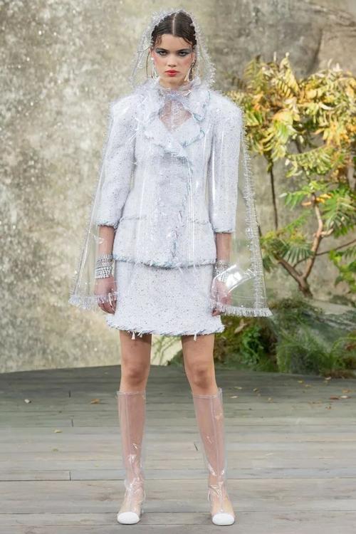 香奈儿(chanel)2018春夏高级成衣时装秀