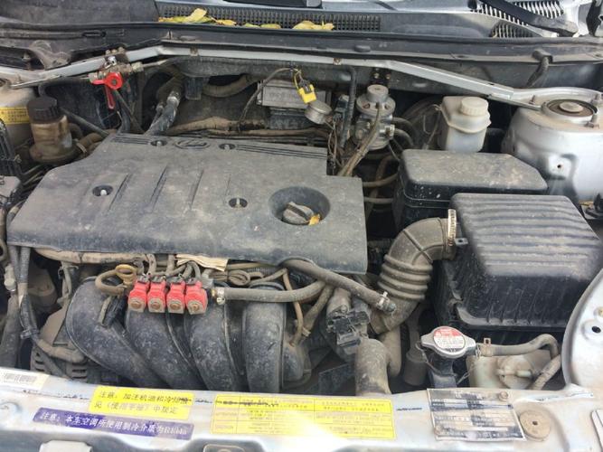 力帆汽车 力帆x60-1.8-mt标准型前驱(国Ⅳ)