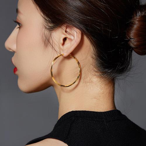 2021年新款潮欧美夸张大圆圈耳环女高级感圆脸适合的时尚气质耳饰