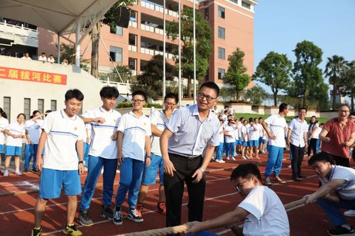 凝聚新力量|东江广雅高中部拔河比赛助力萌新融入班集体
