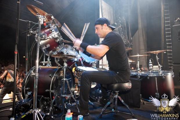 dave lombardo恐怕又要被赶出slayer了