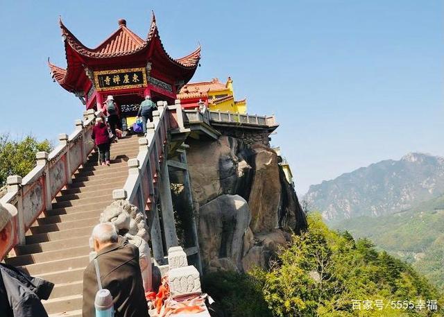 登九华山才知道,地藏王菩萨来自异国他乡,有着迷一样