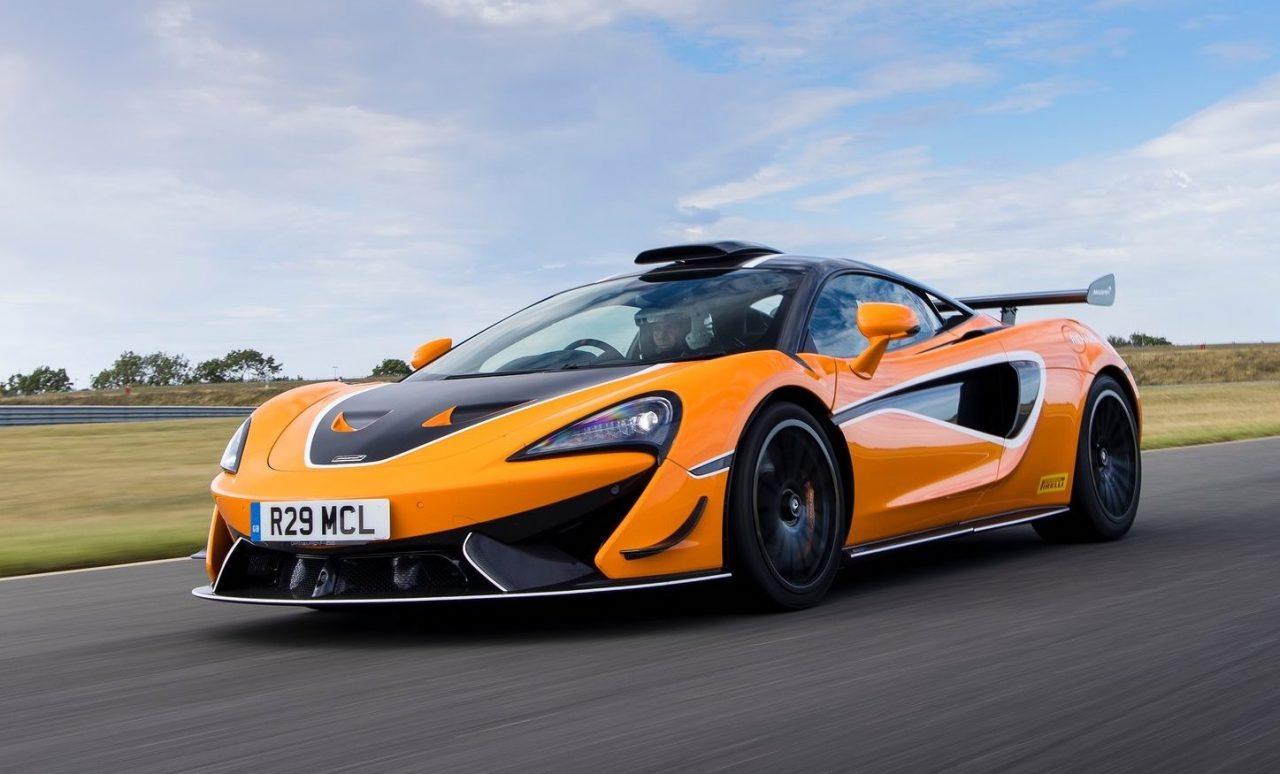 随后迈凯伦依次推出了540c(参数|图片),570gt(参数|图片),570s spider