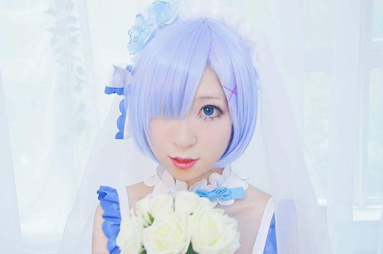 蕾姆婚纱cosplay