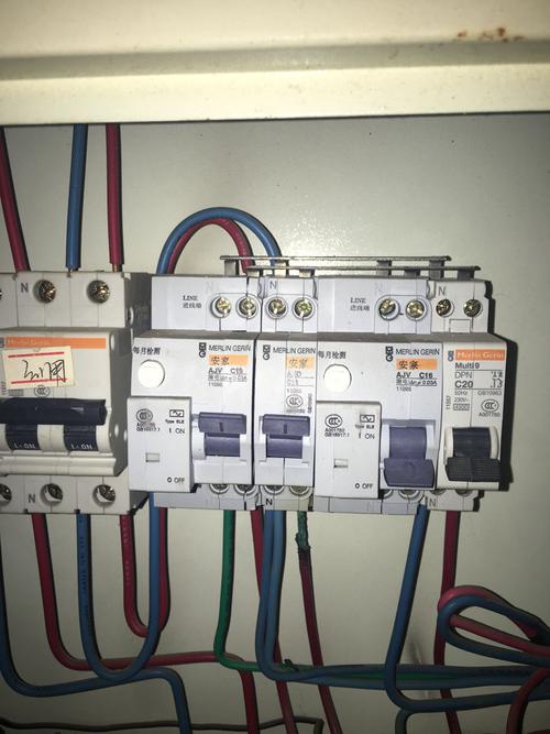 这个空气开关接线原理是什么?