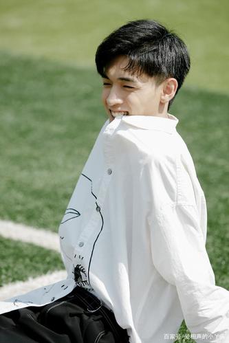 秦霄贤壁纸或头像