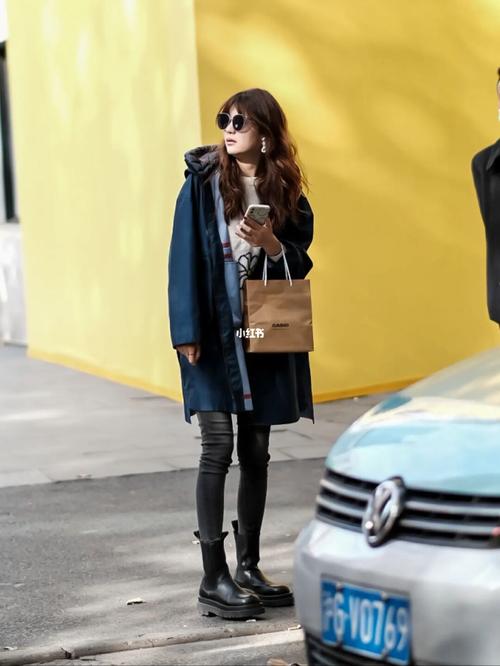 秋冬穿搭|上海街拍_秋冬穿搭_延庆路攻略_ootd_人文上海_摄影_写真