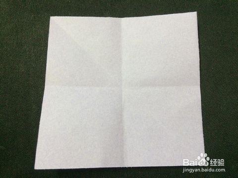 手工折纸:简单的女生制服折纸