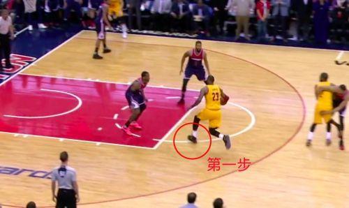 图解詹姆斯上篮走步,奇才板凳当场便爆炸了