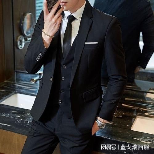 深圳南山西服定制矮个子男士西装如何穿搭既显高又显年轻
