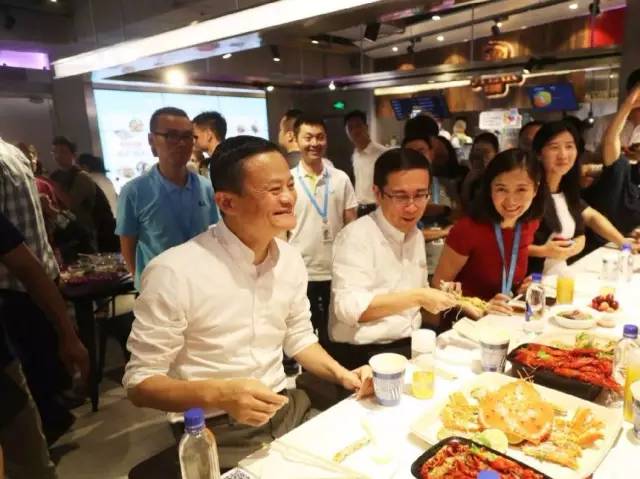 定了,马云爸爸的网红餐饮店明年来南京!