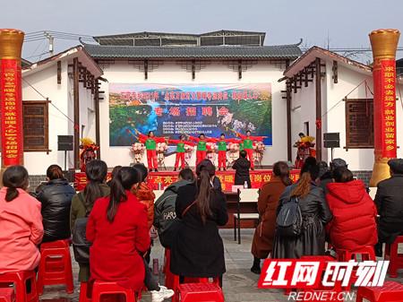 慈利县三官寺土家族乡:暖冬送岗位 就业暖人心