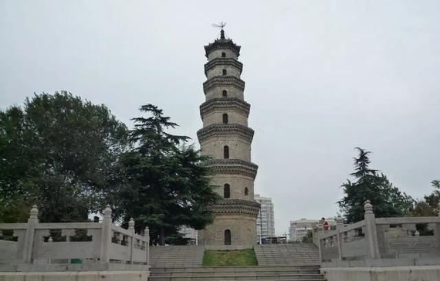 阜阳文峰塔被偷偷加盖了6层?