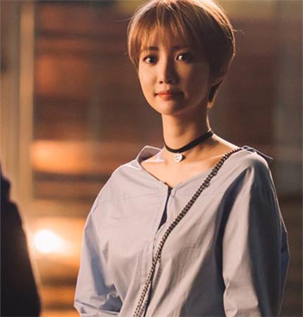 【图】她很漂亮女二结局如何? 结局伤心欲绝与女主绝交?