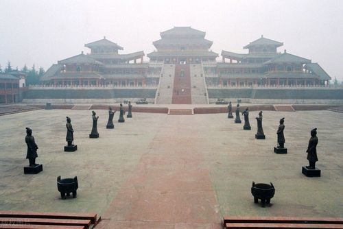 陕西西安秦阿房宫