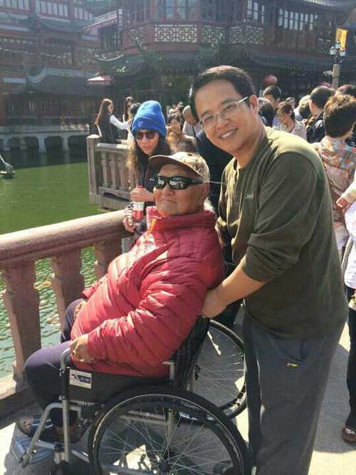 关于无央老师的介绍_大圆满同修会_法王南开诺布 - 第