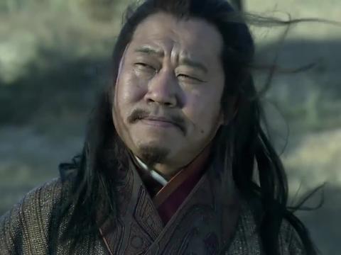 新三国:刘备仁义之举感动庞统,去而复返,拜刘备为主