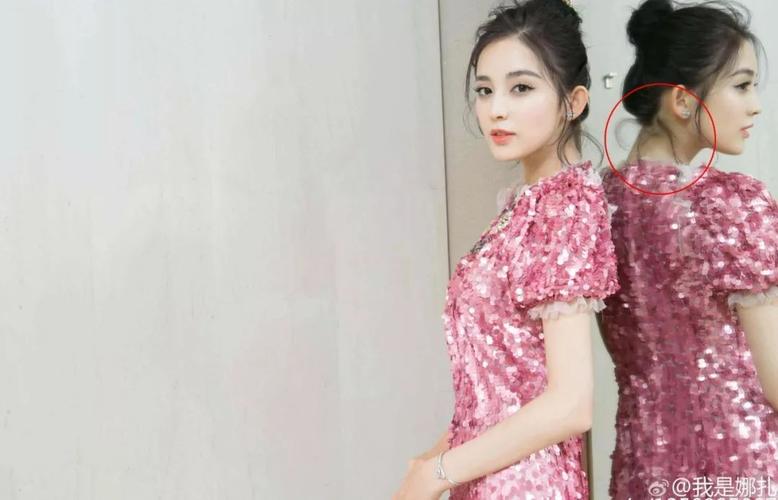 娜扎的脖子前倾竟比杨幂驼背还严重?女人的仪态到底有多重要?