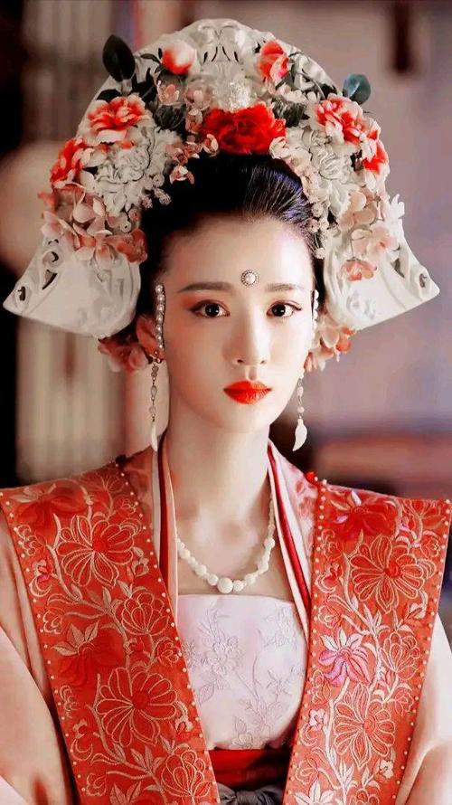 明星图集:王楚然绝美古装,仿佛穿越回古代