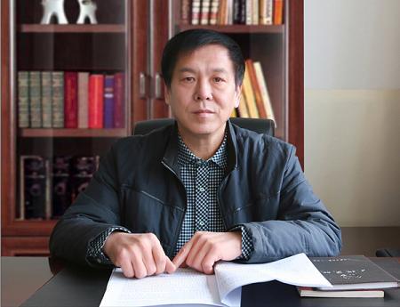 临汾一中党委副书记——卫福明