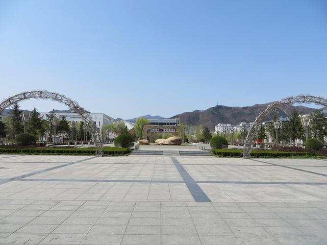 青石板广场铺装