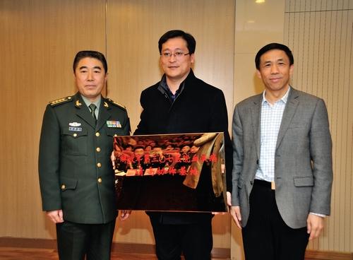 市卫计委杨锡祥主任,解放军三o七医院刘素刚院长,魏建国副政委,集团