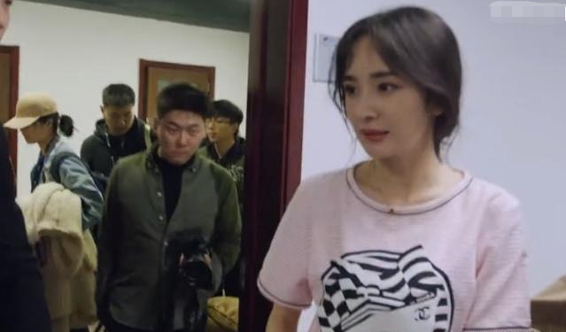 杨幂离婚后首个专访曝光!对刘恺威已经放下,当下拍戏