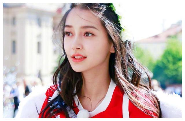 baby跑男卸妆,为更好的玩游戏直接卸妆,网友:颜值很真实