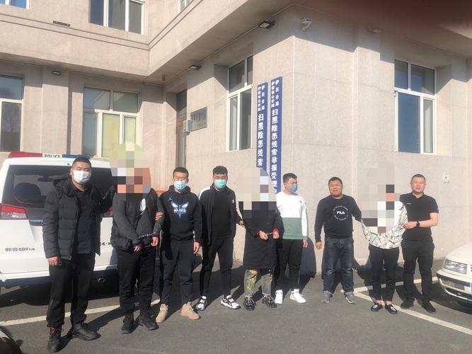 分别在绥化,大庆两地先后将犯罪嫌疑人张某某,景某某,刘某某等人抓获