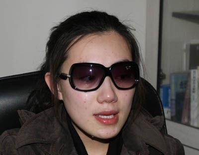 华硕维权案当事人黄静首度亮相网络 讲述全过程