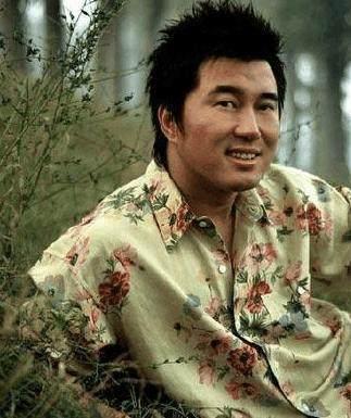 正文  据了解,满文军有过两段婚姻,他的前妻叫高晓莹,原来是满文军的
