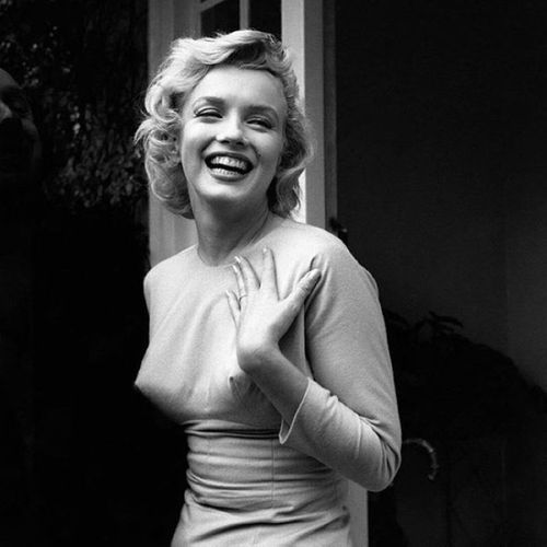 50年代的诱人胸器 - 欢乐岛5 - 欢乐岛5