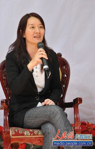 人民日报评论部主任卢新宁答传媒大学学子提问