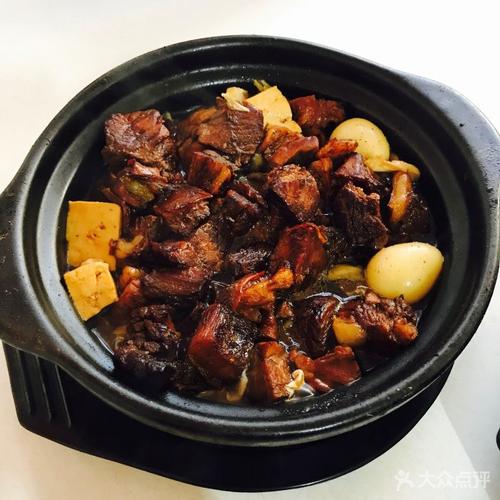 牛肉砂锅